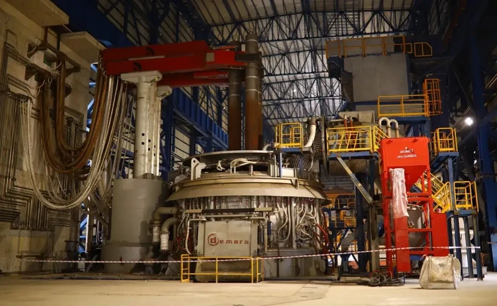 German-made Vacuum Arc Remelting (VAR) Furnace German-made Vacuum Arc Remelting (VAR) Furnace